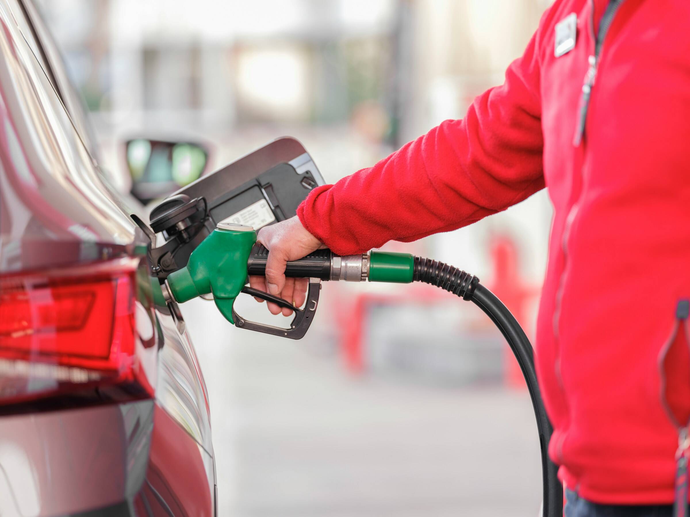 Latest advisory fuel rates for company car drivers